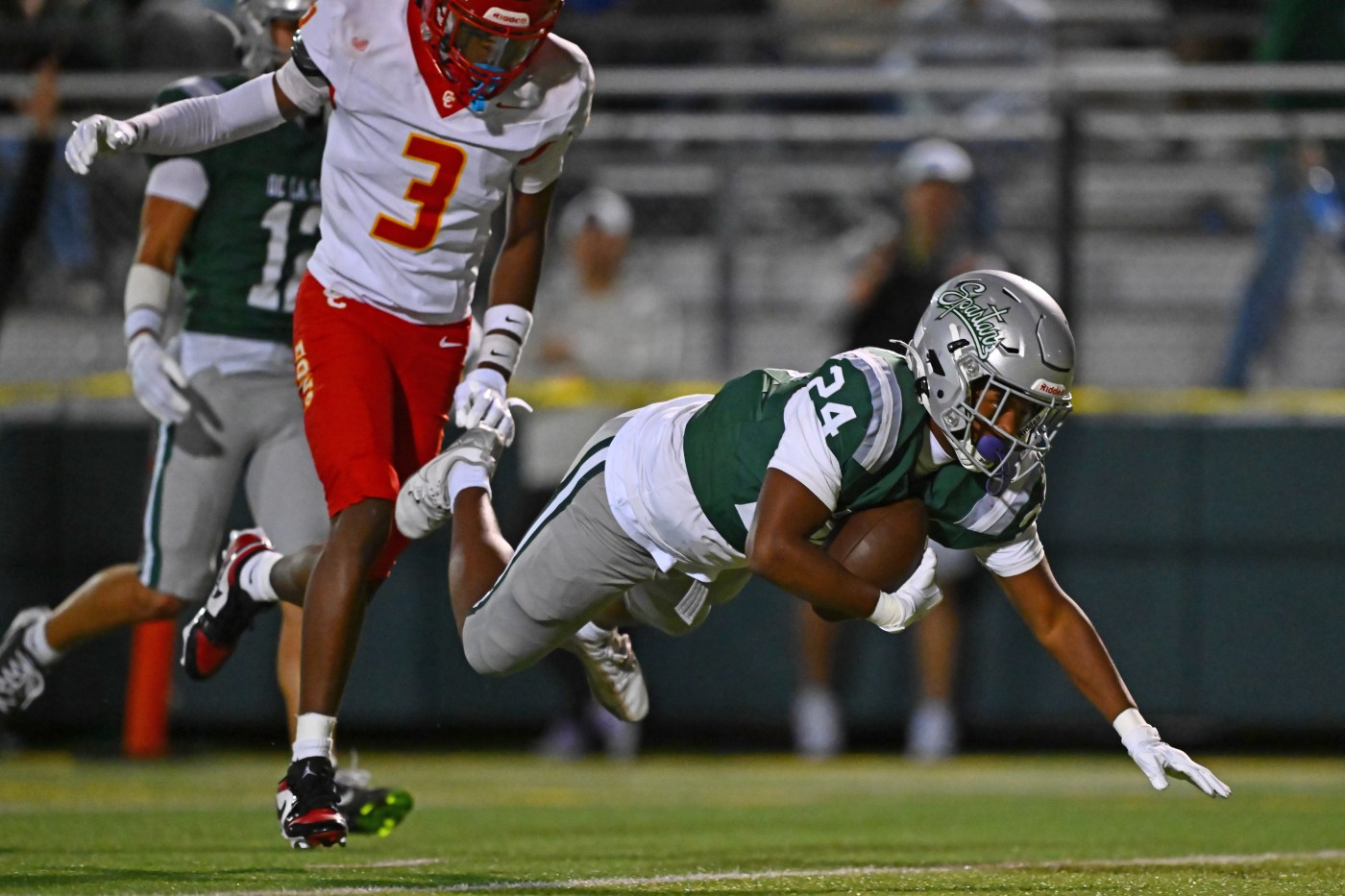 High school football in pictures: Our staff’s best photos of Week 6, 2025