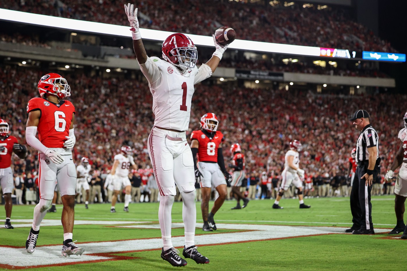 On media: CBS’ big miss, the ‘Big Noon’ numbers, viewership trends and more takeaways from the epic Week 5 schedule