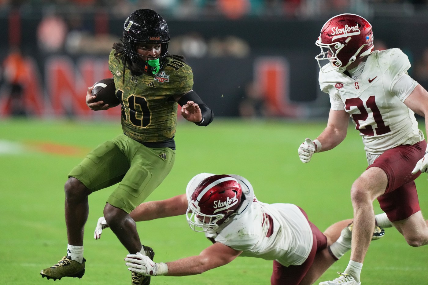 Stanford fades in second half, falls at ninth-ranked Miami