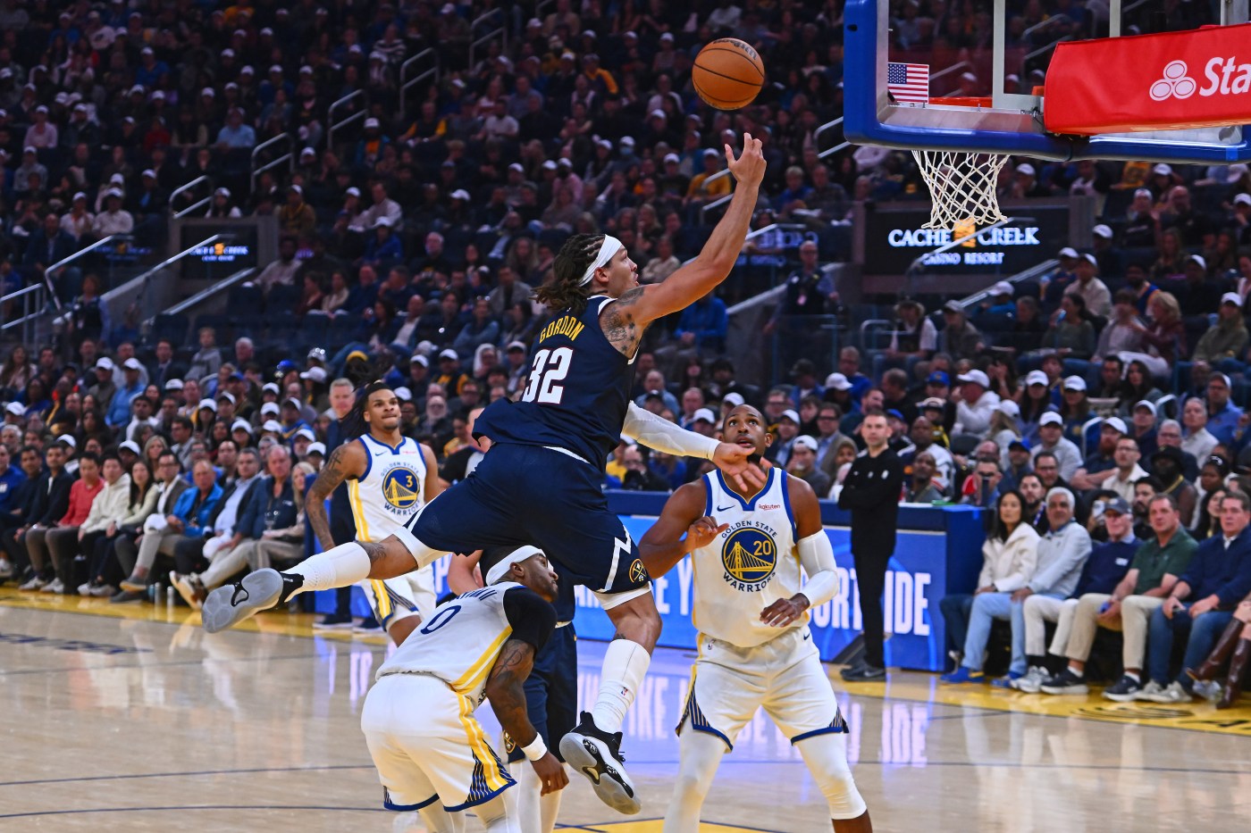 Archbishop Mitty icon Aaron Gordon turns back the clock against hometown Warriors