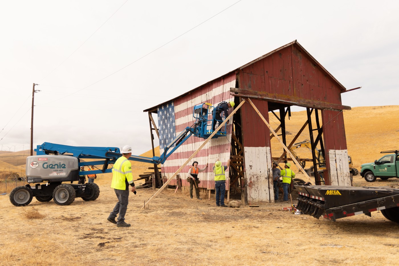 ‘How you know you’re almost home’: Iconic barn on Vasco Road taken down