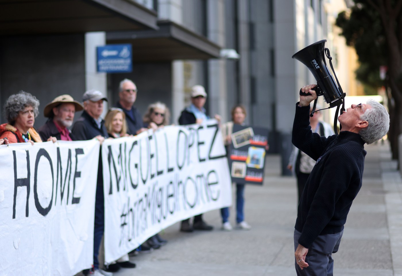 Rally to not ‘forget’ Livermore dad deported by ICE held outside court hearing
