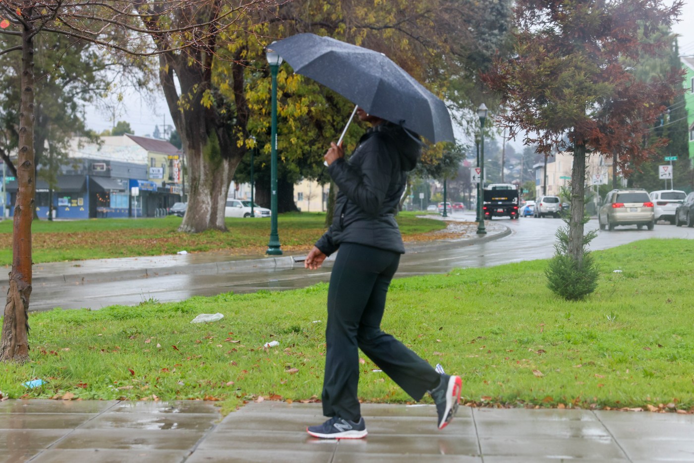 Rainstorm set to arrive in Bay Area Monday
