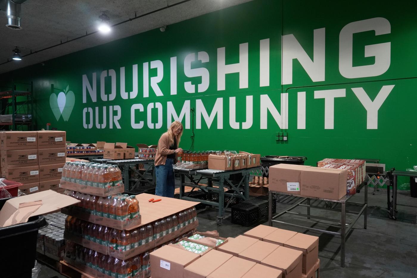 No federal food aid will go out Nov. 1, Trump administration warns