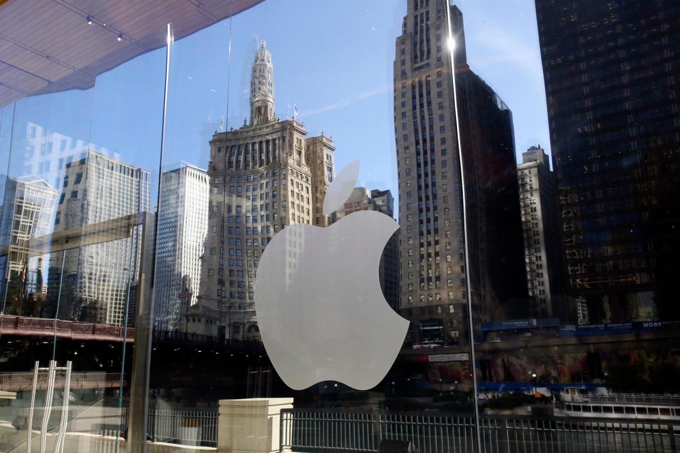 Apple takes down app that allows people to track and anonymously report sightings of ICE agents