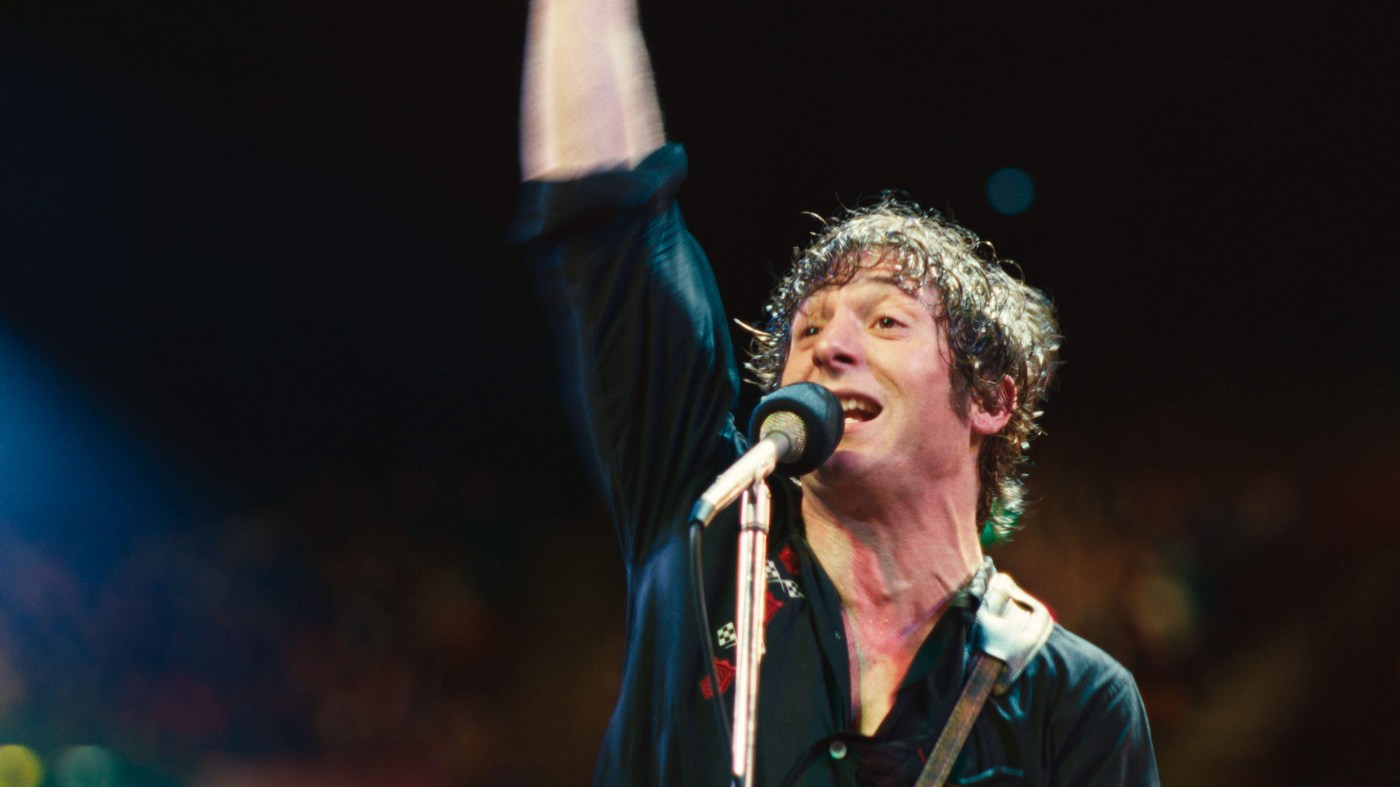 Review: ‘Springsteen’ isn’t really a biopic — that’s 1 reason why it’s so good