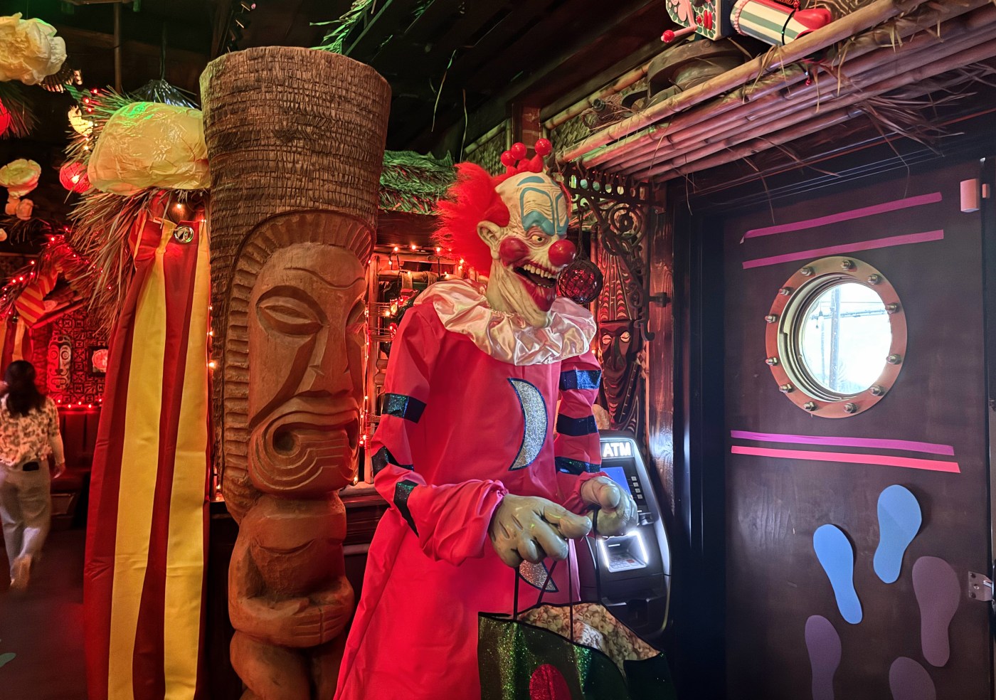 Downtown San Jose bars get into the Halloween spirit