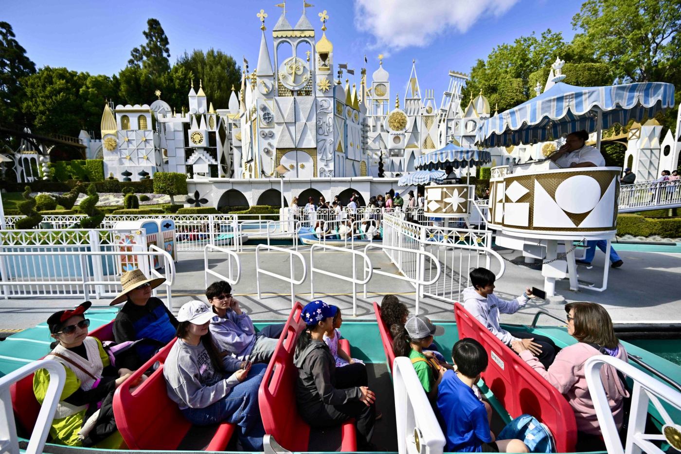 Disneyland closes 8 attractions during heart of Halloween season