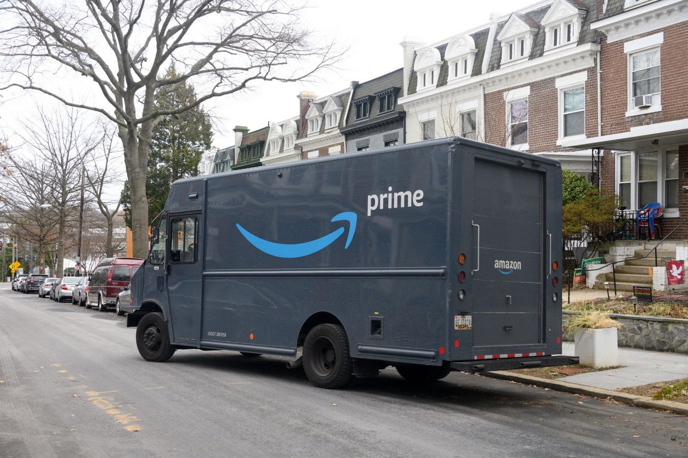 Amazon delivery firms are bailing amid rising costs, meager profit