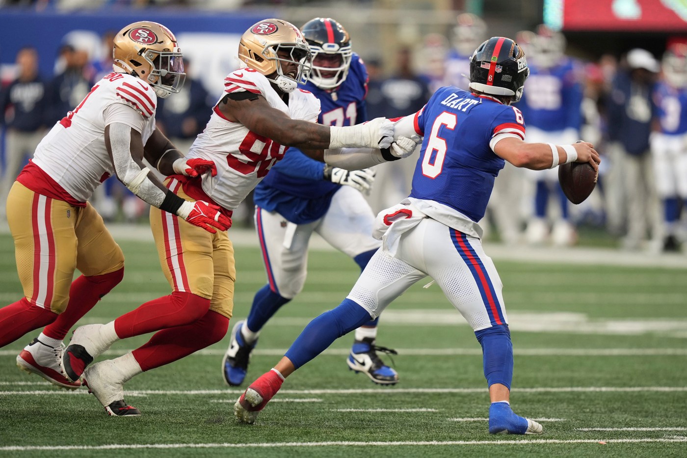 49ers stand pat at NFL trade deadline with 6-3 record, eye toward 2026