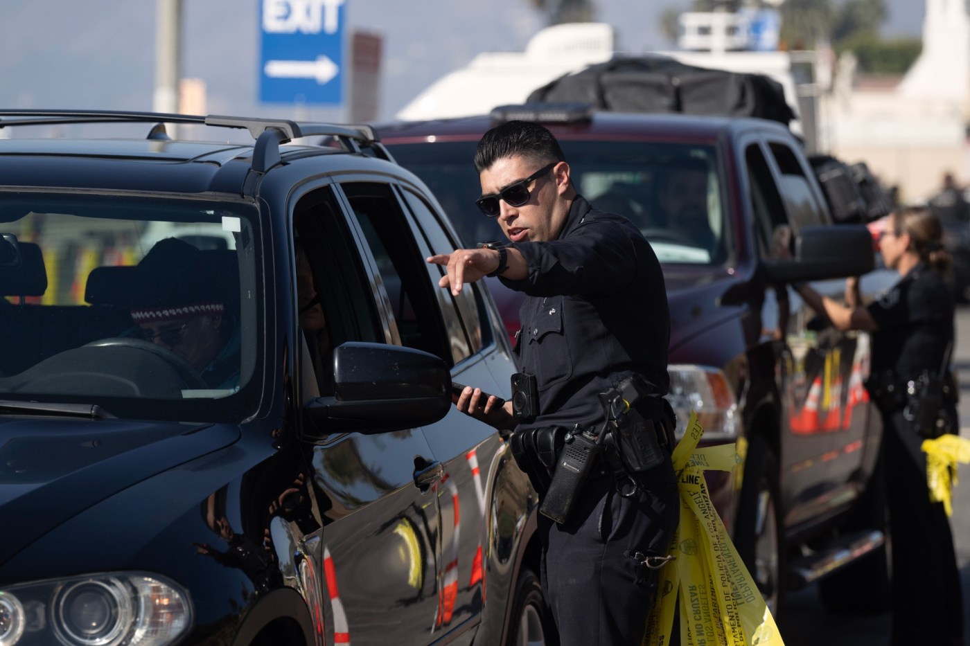 Lack of coordination led to evacuation delays and chaos during Palisades fire, LAPD report says