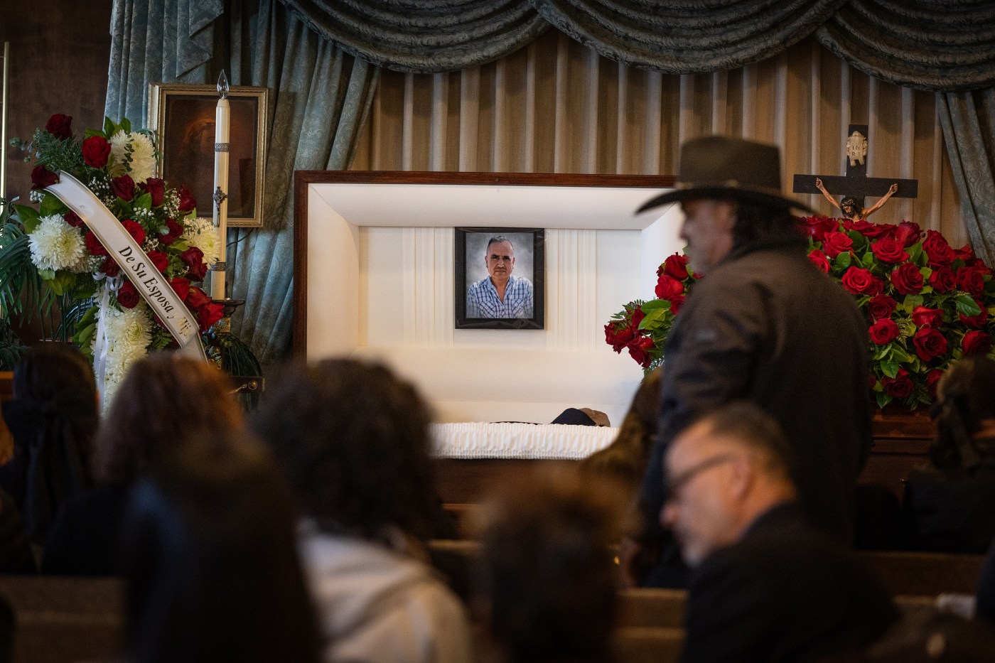 Arellano: Bodies are stacking up in Trump’s deportation deluge. It’s going to get worse.